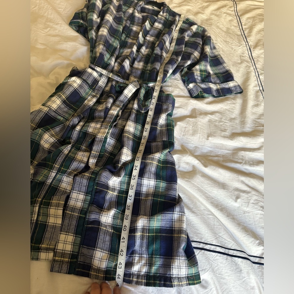 Pierre Cardin Men’s Flannel Robe Plaid - Picture 4 of 5